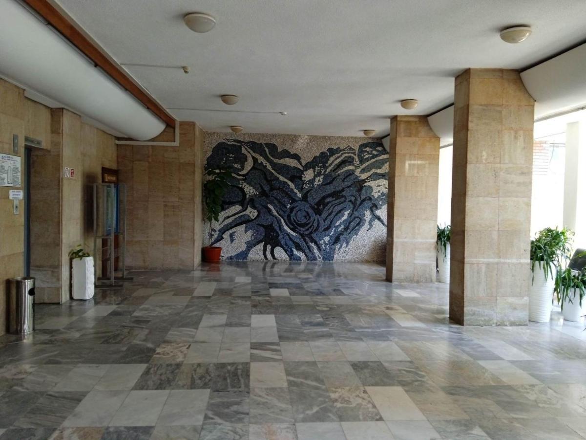 Hotel Park Burgas Bagian luar foto
