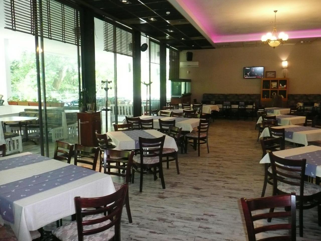 Hotel Park Burgas Bagian luar foto